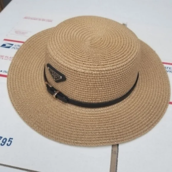 Summery bucket hat - Picture 2 of 4